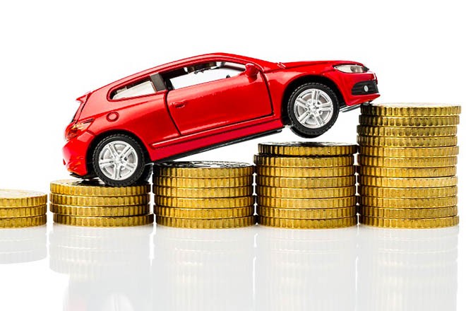 Chi phí nuôi xe ô tô là một trong những vấn đề rất được quan tâm.