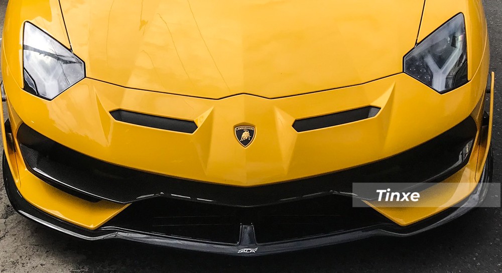Thiết kế phần đầu của siêu xe Lamborghini Aventador SVJ mới về nước